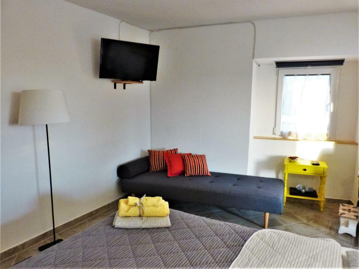 Studio Apartmani Sverko Punat Eksteriør billede